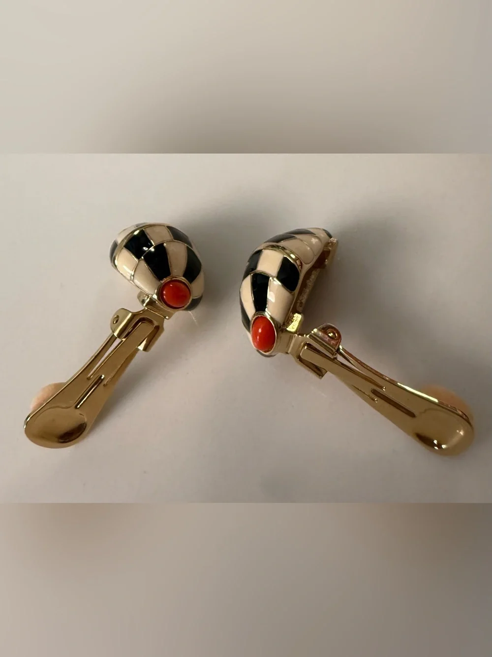 Kenneth Jay Lane  black & white checkerboard enamel, conch-shell-like earrings. - Picture 3 of 4